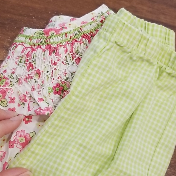 2 peice set with Smocked top - Picture 4 of 4